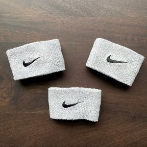 3 Nike Grey Tennis Unisex Wristbands